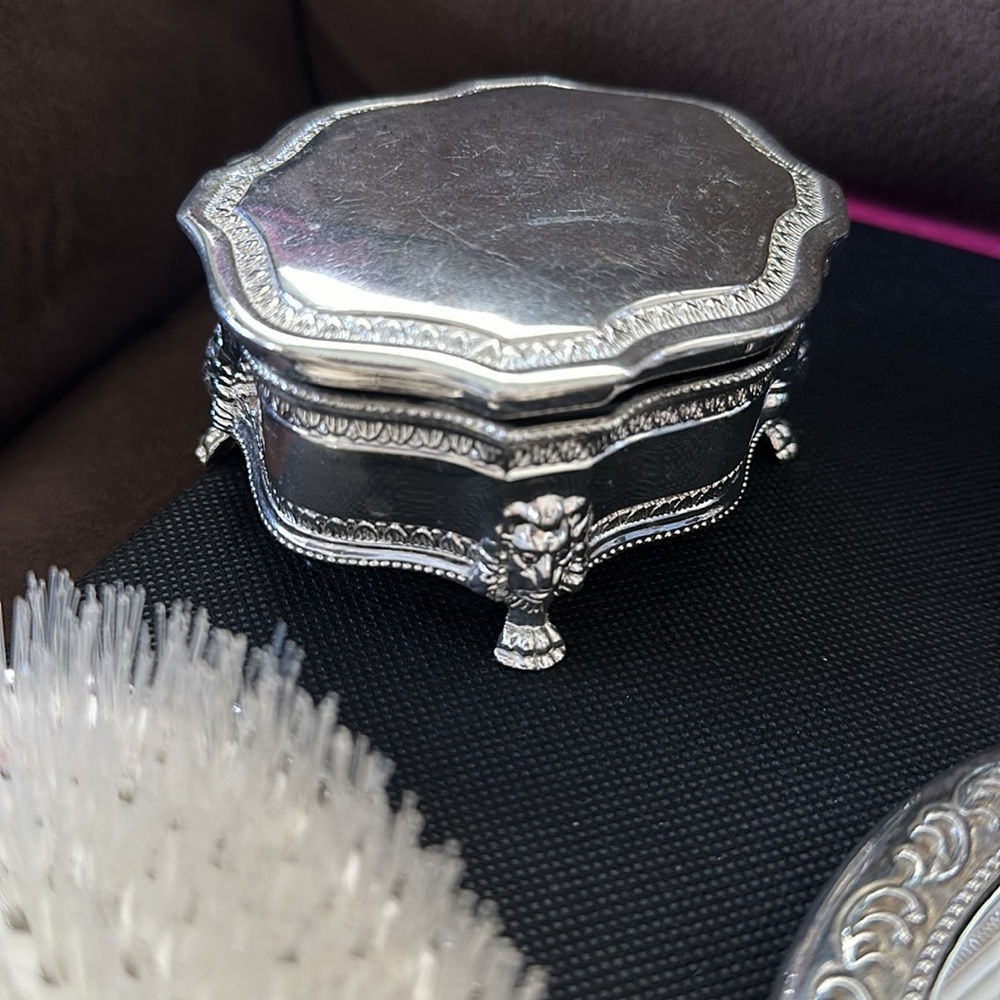 Vintage Silver Vanity Set Ornate Mirror, Brush, Trinket Box with Victorian Charm - Picture 7 of 16